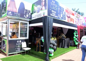 1,400 exhibitors showcase their products