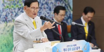 Korean Pastor’s Lecture on Book of Revelation Stuns Audience of Clergy