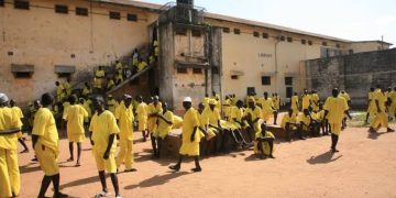 Prisoners visitation suspended