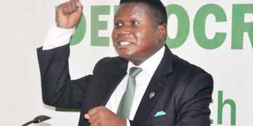 Mao warns self-seeking members in DP