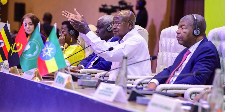 President of Uganda Yoweri Museveni addressing African leaders. PPU Photo.