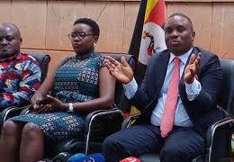 Lukwago accuses prisons of curtailing Besigye’s right to associate freely in prison