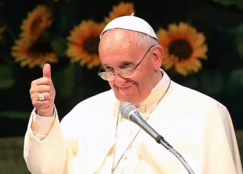 Pope still in critical condition