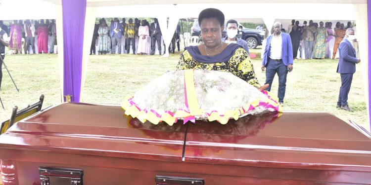 Museveni conveyed heartfelt sympathies to Col. Edith Nakalema; and the entire family, upon the death of thier dear father