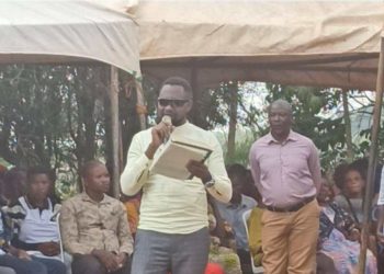 Dr. Onesmus louds students to prioritize clinical medicine and community health courses