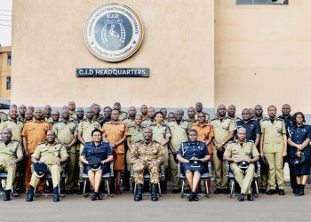 Deputy CID chief hosts students