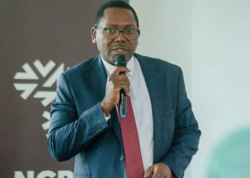 MoKash: Men borrow more than women