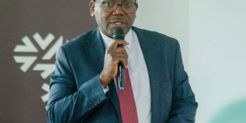 MoKash: Men borrow more than women