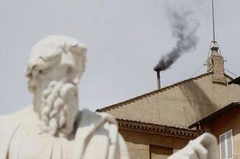 Voting of New Pope: Black smoke again