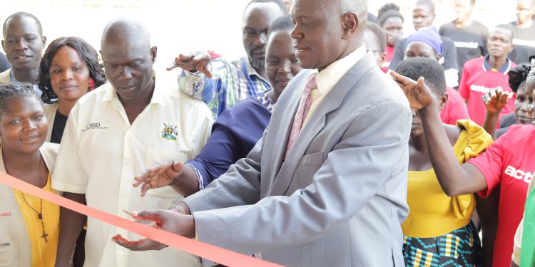Vincent Amaroma Manja, Commandant of imvepi Refugee Settlement officiated the launch of women and girls safe space project