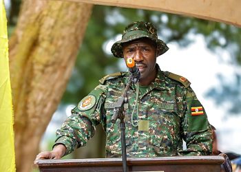 Soldiers warned against irresponsible social media use