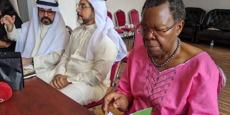 Dr. Mohammed Ali Khamis Alhosani, Chairman of the International Market Group(L), Abdulrahman Senan, Vice chairman (M), and Chairperson person UAA, Dr. Victoria Ssekitoleko