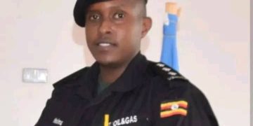Uninformed fury: Police officer slaps supermarket attendant over shs30,000 bill, arrested