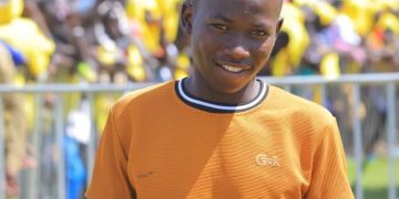 “My Biggest Customer Yet!” — Young Entrepreneur Sells Shoes to President Museveni for Ugshs 500,000