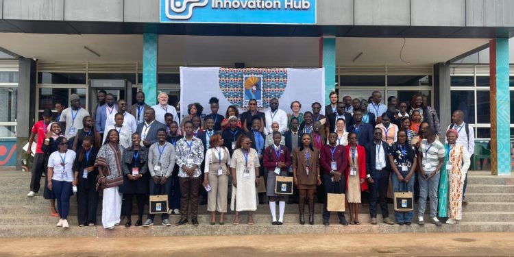 Group photo of participants