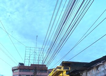 Police warn against working near live power lines following fatal electrocution in Kampala