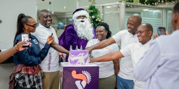 Pearl Bank Unveils “Pearl Santa” to Spread Festive Cheer Nationwide