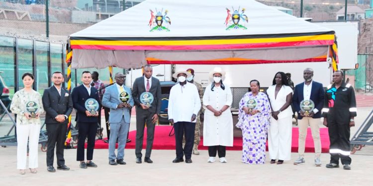 The event was attended by Ministers, Members of Parliament, NRM Central Executive Committee (CEC) members, Senior Presidential Advisors, the clergy, RDCs, Ntungamo District leadership, and the business community