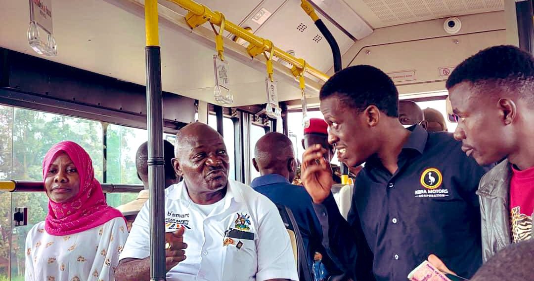 Govt Orders Demolition of Highway Kiosks and Makeshift Markets