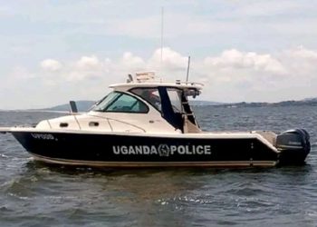 Over 30 feared dead after night canoe disaster