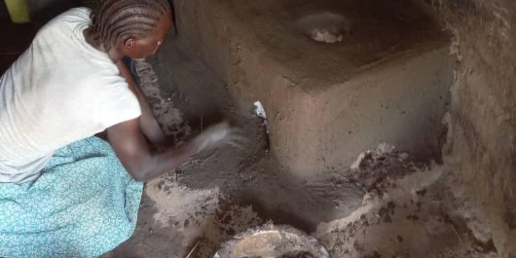 Home made Energy saving stoves made by IYA PETER of Adjumani