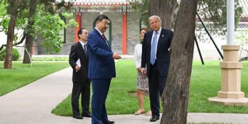 Trump wraps up China visit, leaves Beijing