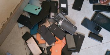 Police recover 150 suspected stolen phones in Kampala, several arrested