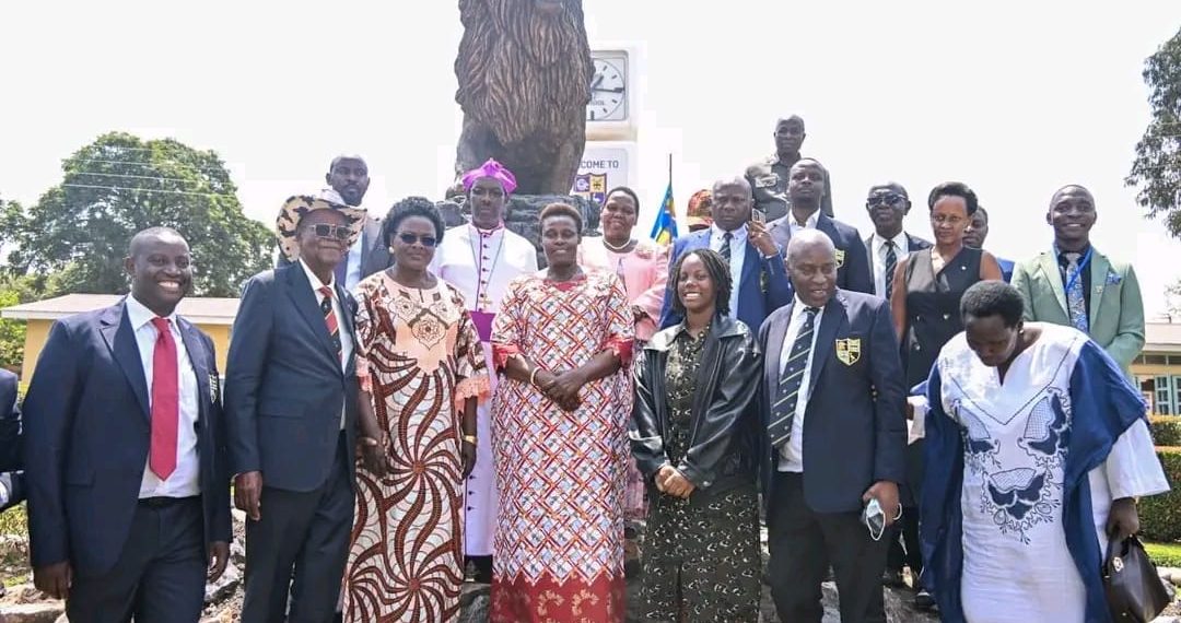 Vice President H.E. Jessica Alupo today officiated at Ntare School's 70th anniversary celebrations, where she delivered a message from H.E. President Yoweri Kaguta Museveni during a colourful ceremony.
As part of the celebrations, the school unveiled a new dining hall, a refurbished main gate, a new Lion monument, and laid the foundation stone for the construction of a new administration block.