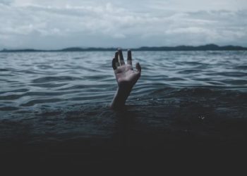 Female teenager drowns shortly after disagreement with mother, police kicks off investigations