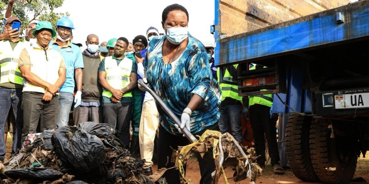 Nabbanja Orders Ban on Kaveera Use in Food Preparation, Warns Against Plastic Burning