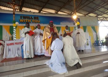 Bishop Kibuuka Mourns Tooro King