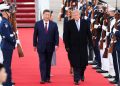 Xi’s Album | Xi lands in U.S. for state visit, greeted by Trump at airport