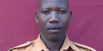 Prison warder sentence to death for murder and stealing Arsel jersey