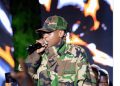 Rwenzori FM threatens legal action against Chameleone over missed show