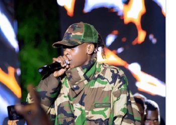 Rwenzori FM threatens legal action against Chameleone over missed show