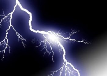 Lightning strike kills 14-yar-old student at school