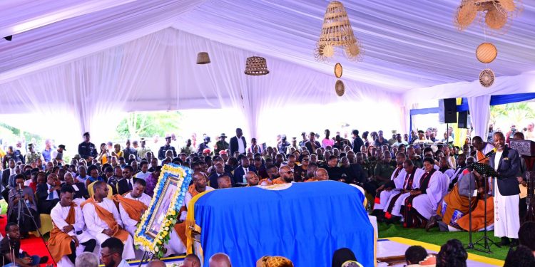 As King Oyo was lowered into his final resting place at Karambi, mourners paid their last respects to a young monarch whose reign began in childhood and ended at the age of 34.
For Tooro, his death marks the end of an era and the beginning of a new chapter, with his legacy of humility, culture, service and unity left to those who remain.
