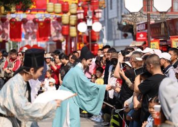 Extended breaks, richer experiences add momentum to China’s holiday travel boom