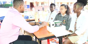 Students urged to look beyond subject combinations when choosing careers
